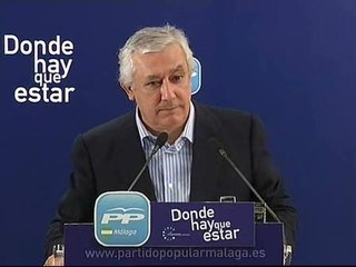 Arenas augura meses durísimos del socialismo "defendiéndose como gato panza arriba"