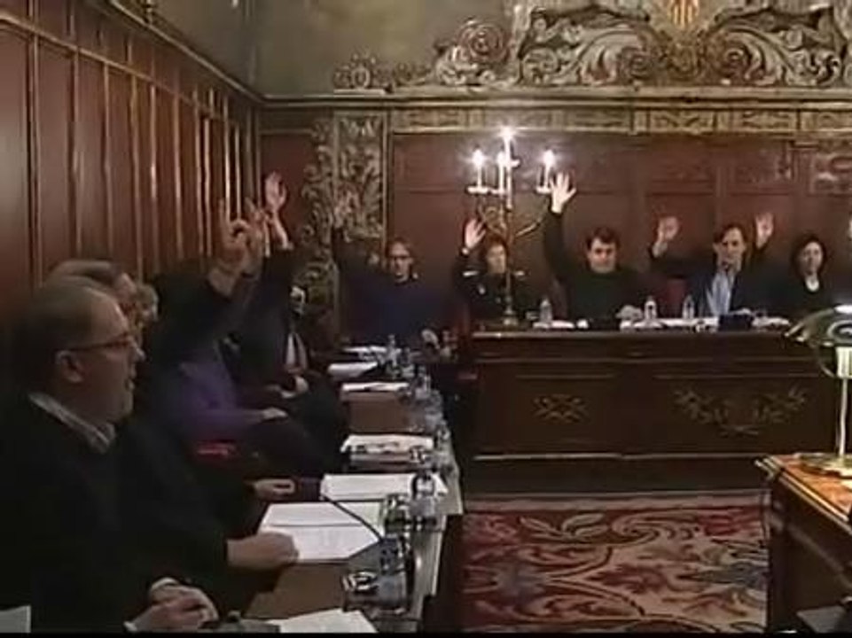 El equipo de gobierno de Vic apoya la normativa que impide empadronar a inmigrantes irregulares