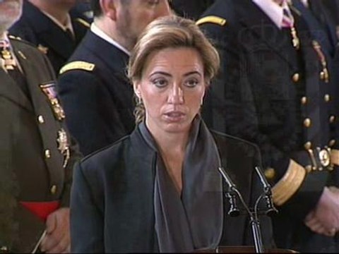 Chacón: No puede haber unas Fuerzas Armadas a medida de cada gobierno