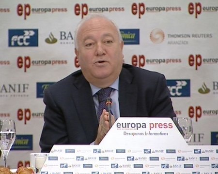 Niega discrepancias en el Gobierno por Cuba