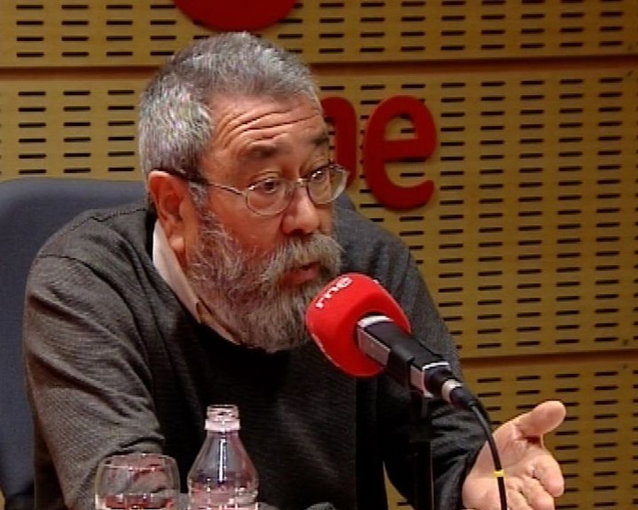 "Debería presionarse a los bancos"