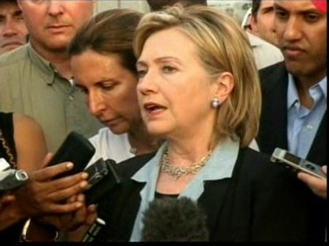 Clinton: Estaremos en Haití hoy, mañana y siempre