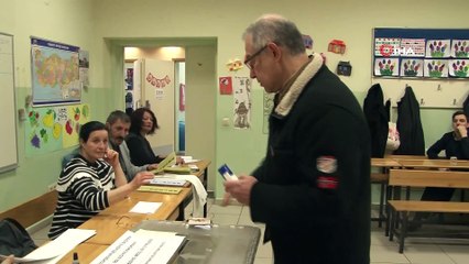 Ünlü iş adamı Rahmi Koç, oyunu Üsküdar'da kullandı