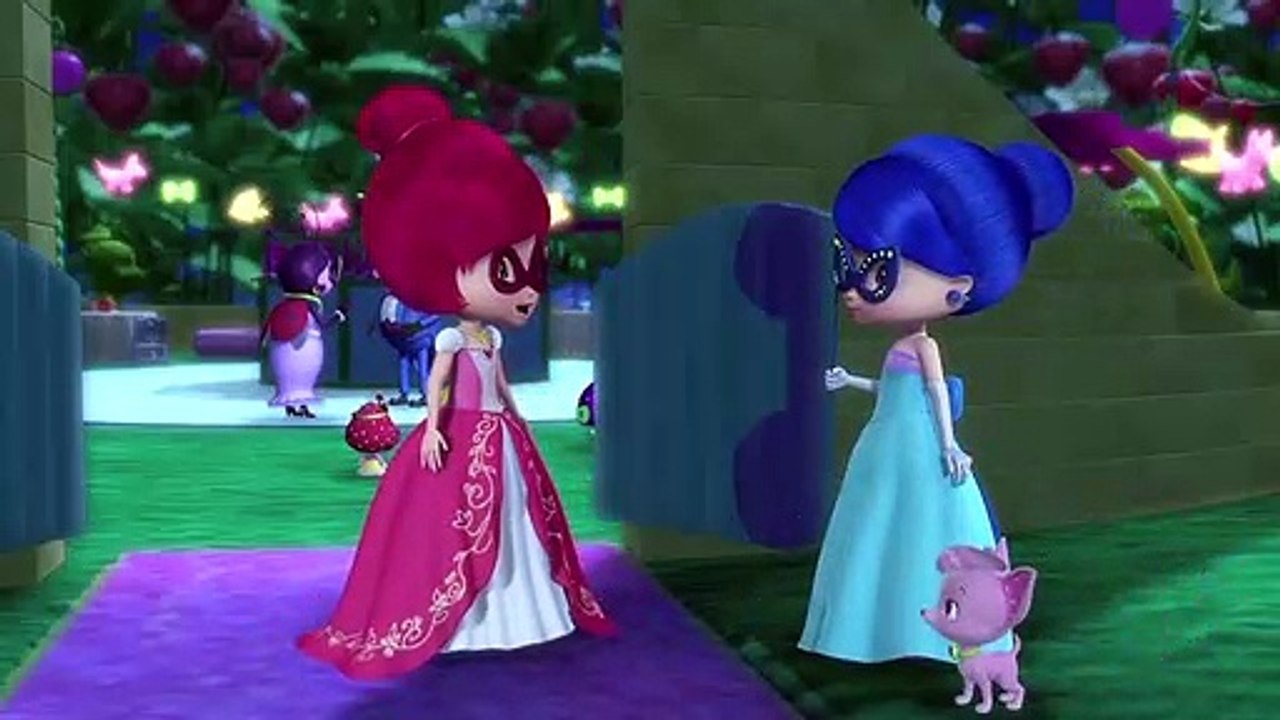 Charlotte aux Fraises - Un panier de Myrtilles