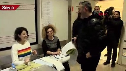 Cem Yılmaz oy kullandı