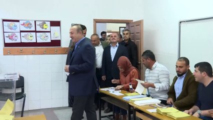 Dışişleri Bakanı Çavuşoğlu, oyunu kullandı - ANTALYA
