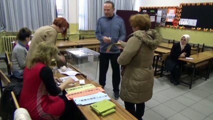 Yalova’da oy kullanma işlemi başladı