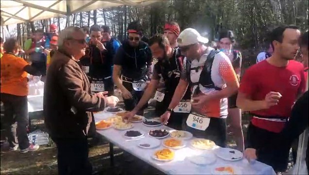 Trail des Tranchées de Verdun : au cœur de la course, c'est l'heure du ravitaillement