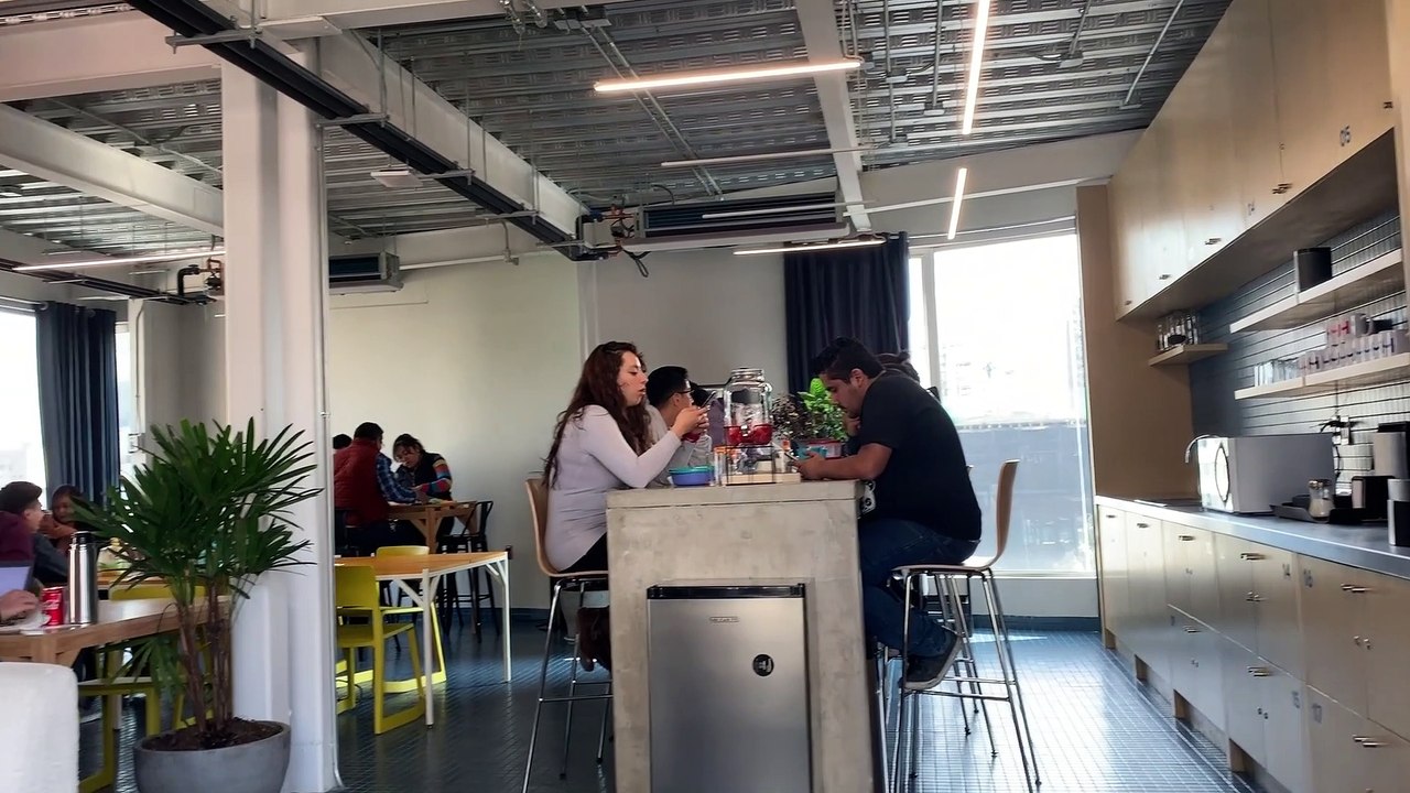 Laurent Linderberger X French Founders