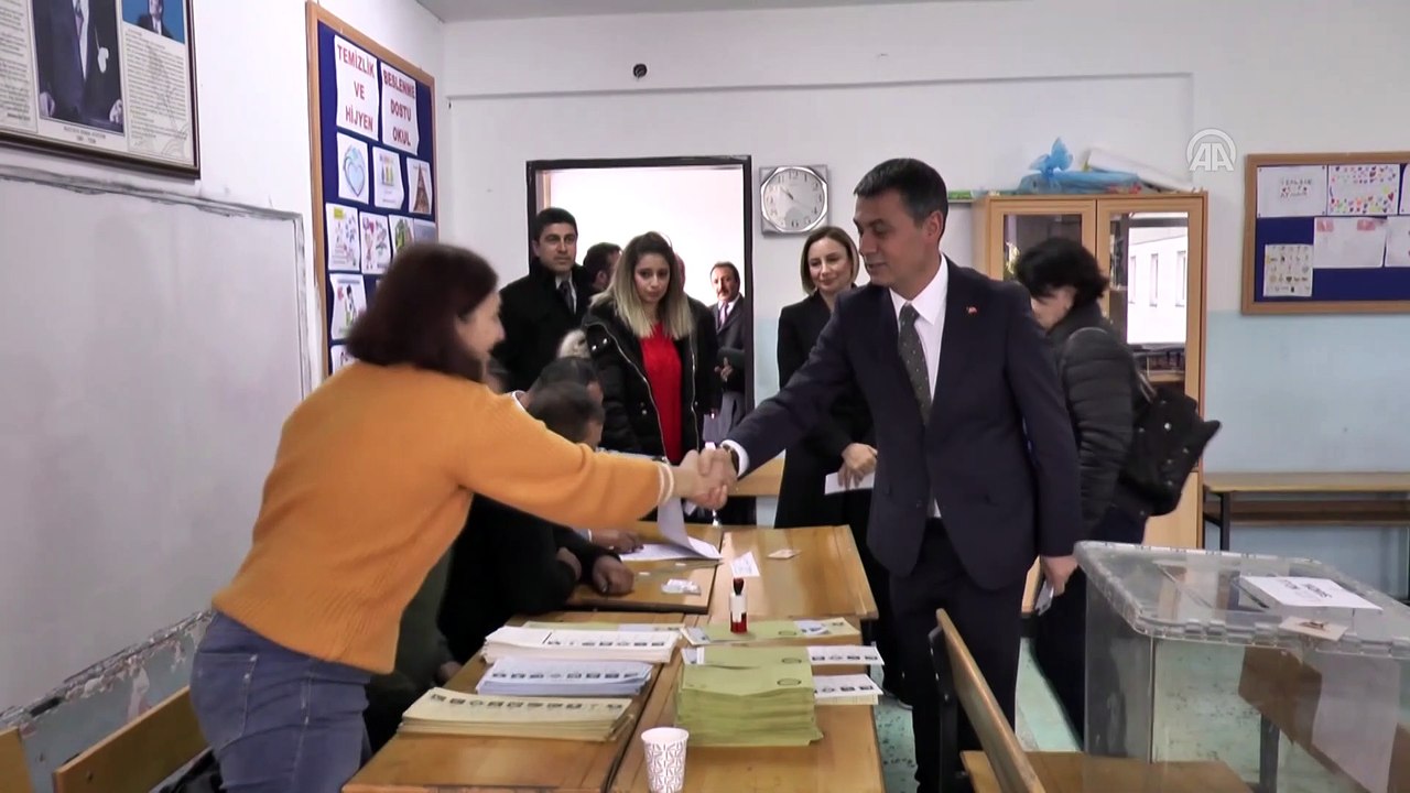 Cumhur İttifakı Gölbaşı Belediye Başkan Adayı Şimşek oyunu kullandı - ANKARA