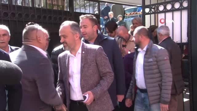 Bursa Büyükşehir Belediye Başkan Adayı Ali Nur Aktaş Oyunu Kullandı