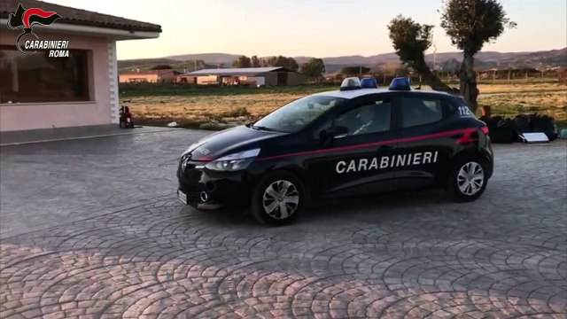 Scoperto bunker per la coltivazione della canapa. In manette una donna