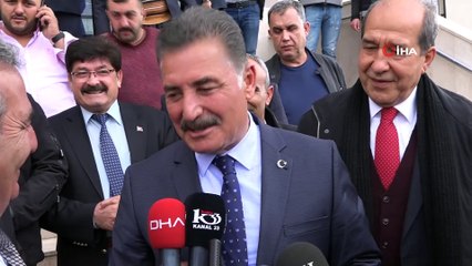 Mersin'de başkan adayları oyunu kullandı