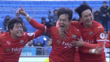 '신광훈 결승 골' 강원 2연승...수원, 3연패 뒤 첫 승 / YTN