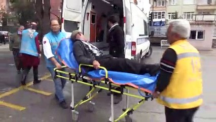 Oy kullanmaya ambulansla götürüldüler - NİĞDE