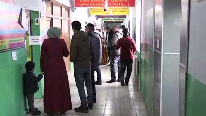 Türkiye sandık başında - Necdet Takva oyunu kullandı -  VAN