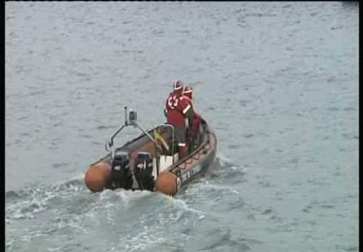 Continúa la búsqueda del niño de 10 años desaparecido en el puerto deportivo de Gijón