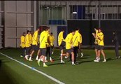 El Barcelona se entrena por primera vez en tierras niponas