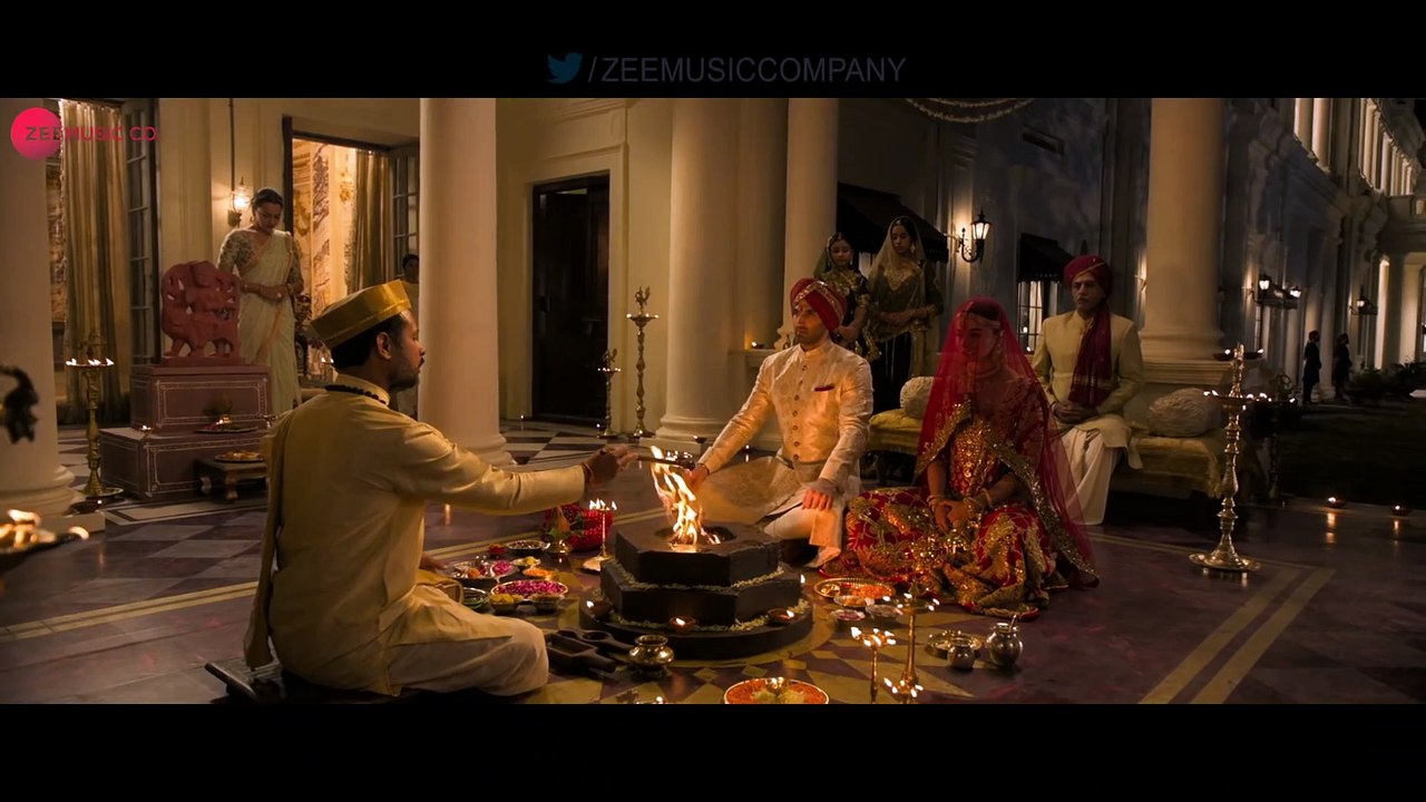 Kalank - First Class | Varun D, Alia B, Kiara & Madhuri | Arijit Singh | Pritam|Amitabh|Abhishek Varman