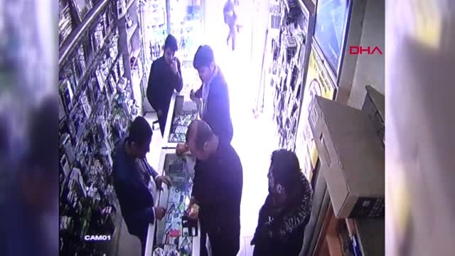 Gaziantep Müşteri Gibi Gelip, Başka Müşterinin Telefonunu Çaldı