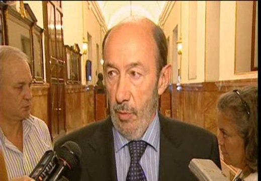 Rubalcaba: Zapatero me convenció anoche cuando me dijo que tenía un acuerdo con Rajoy