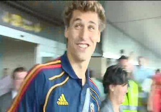 La selección española desata la alegría a su llegada a Logroño