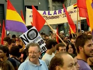 Ambiente caldeado en la manifestación laica