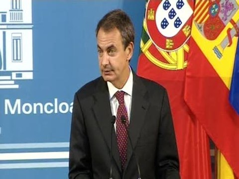 Zapatero agradece a Rubalcaba su apoyo
