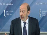 Rubalcaba preocupado por el 'primer empleo'