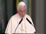 Benedicto XVI: Dejo España contento y agradecido