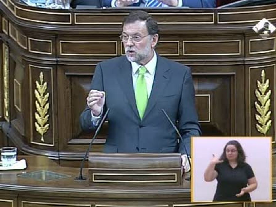 Rajoy apoya un límite de déficit constitucional