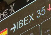 El Ibex 35 cierra casi plano una semana en la que ha pedido un 10% de su valor