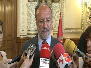 León:"Marcha antipapa es una actitud inaceptable"