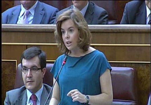 Saénz de Santamaría: El Gobierno de España no puede ser su plataforma electoral