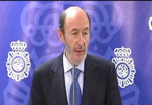 Rubalcaba considera inaceptable e inadmisible lo ocurrido en Barcelona