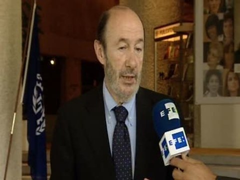 Rubalcaba: España necesita crecer para crear empleo