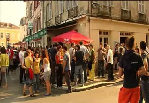 Centenares de personas impiden la detención de una ex dirigente de Batasuna