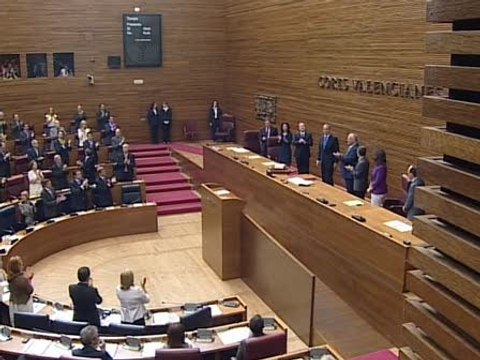 Camps defiende la austeridad y la eficiencia