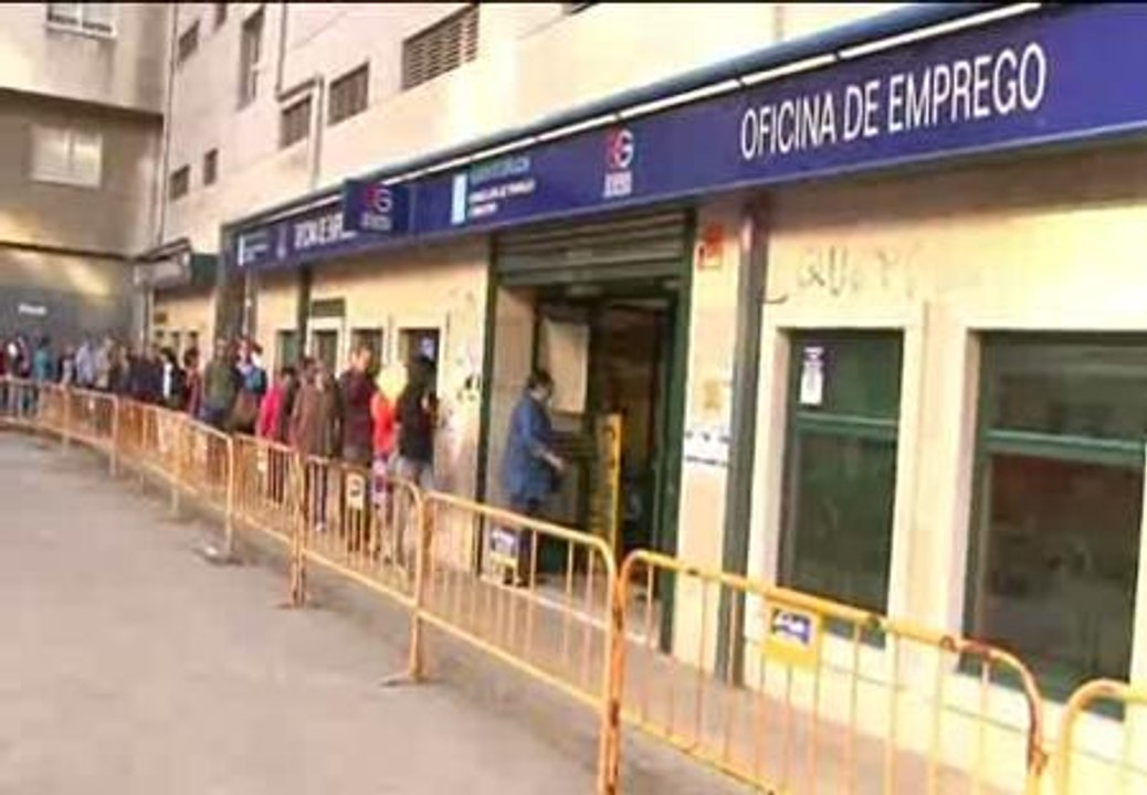 Sindicatos y patronal coinciden en señalar a la banca como culpable de la actual situación económica