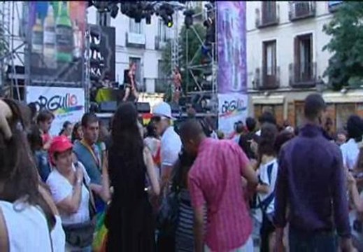 La plaza de Chueca se silencia en las fiestas del Orgullo Gay