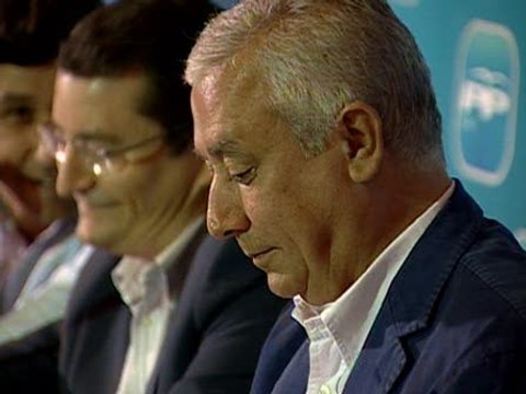 Arenas: Rubalcaba es la antítesis del cambio