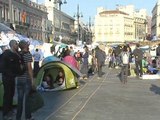 Tras las elecciones los acampados continúan en la Puerta del Sol
