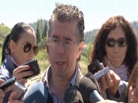 Granados apuesta por desalojar el campamento de Sol