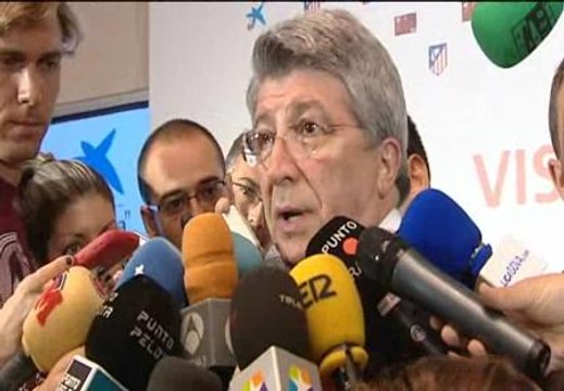 Cerezo: No creo que el Kun quiera jugar en el Real Madrid