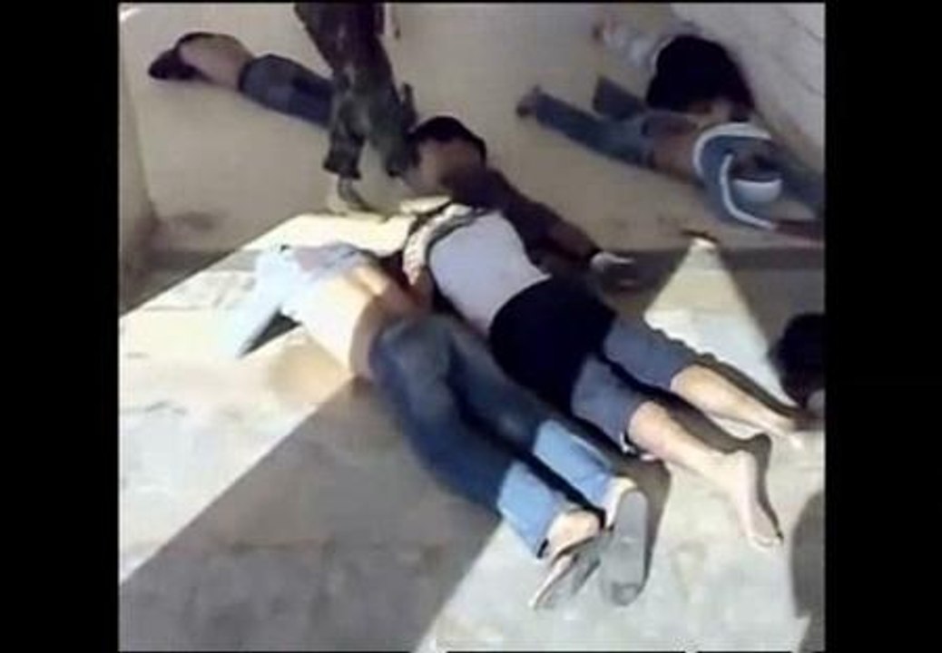 Un vídeo muestra presuntos malos tratos del Ejército a detenidos sirios