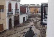 Una tromba de agua siembra el caos en Cañete de las Torres