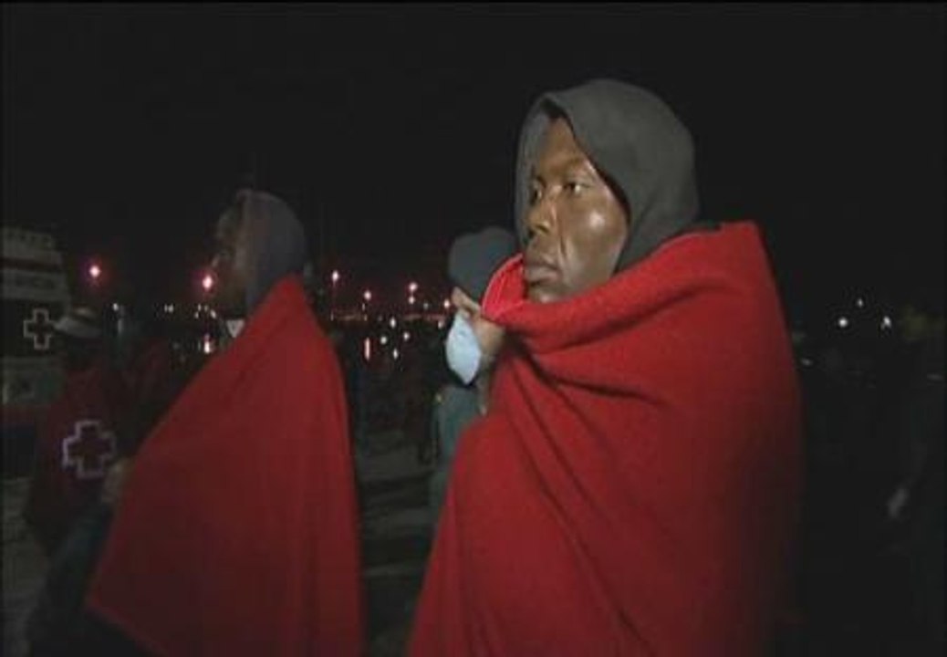 Llega a Motril una patera con 65 inmigrantes subsaharianos