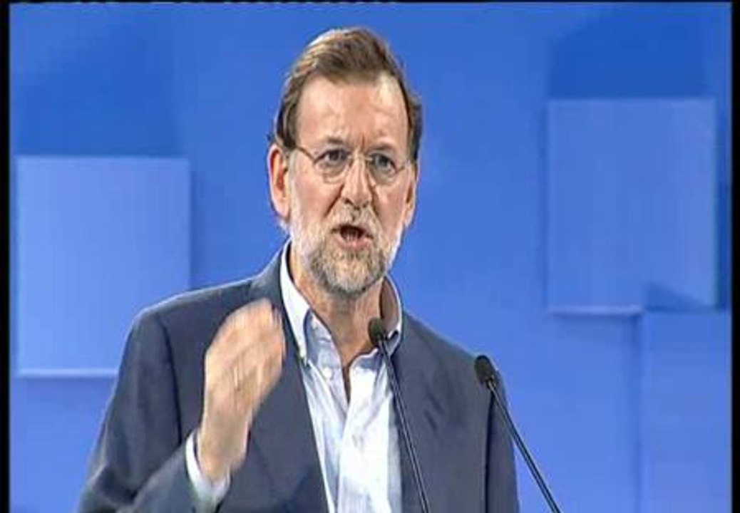 Rajoy anuncia una "nueva era" con el PP