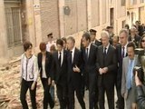 Zapatero visita los destrozos del terremoto