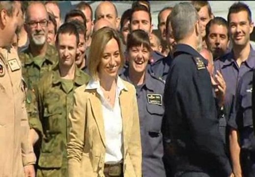 Chacón visita a las tropas españolas en Libia¿